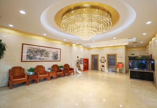 Huachen Hotel Hotel Overview