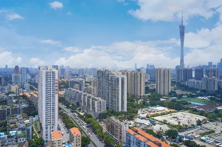 Life Hotel (Guangzhou Exhibition Center Chigang Metro Station Canton Tower)