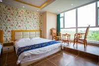 Huayu Hotel