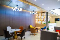 Qingmu Select Hotel (Ma'anshan He County Xiangquan)
