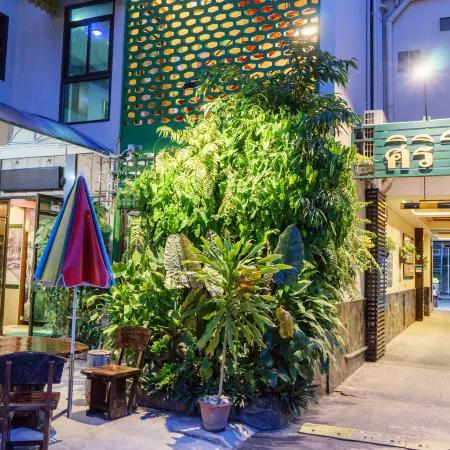 Siri Hotel Отели рядом с достопримечательностью «Аквапарк Bung Ta Lua»