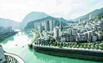 Pengshui Lanya Homestay
