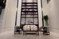 Seven Hotel Qinyang - parking