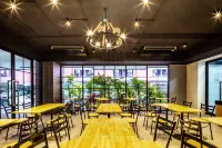 阿里茲飯店