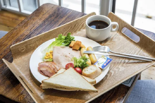 Shenzhen T Hotel  ( Nanshan Science & Technology Park) Отели рядом с достопримечательностью «Baojindi Nanshan International Tennis Club»