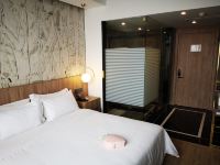 杭州华辰欧纬酒店 - 时尚设计大床房