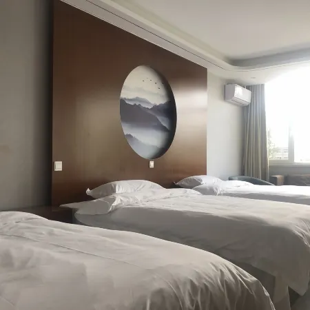 Zhongyuan Hotel
