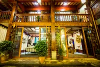 Ginkgo Ya Ju Inn Hotels in Tengchong