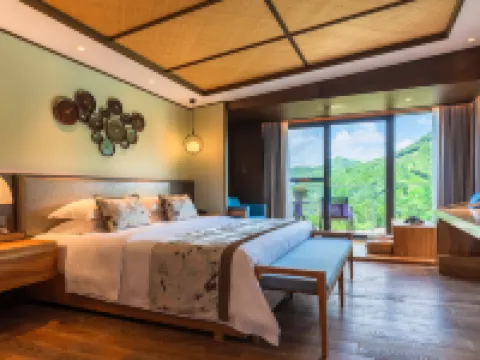 ANJI·JUNLAN LAOZHUANG SHANJU TANGQUAN RESORT HOTEL Hotels in Anji