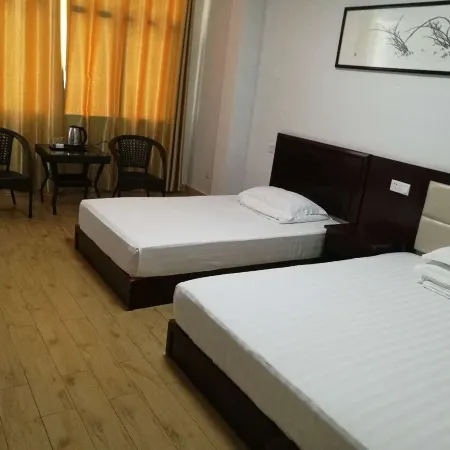 Yihong Hotel