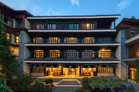 샹그릴라 松賛 뤼구 호텔