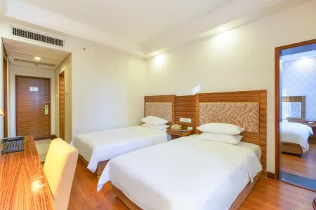 Xiamen Huaqiao Hotel