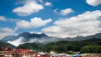 Yunmeiting Hotel - Mountain view