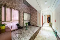 Huishui Chenxin Holiday Hotel