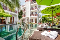 Hoi An Crony Villa Hotels in Cẩm Thanh