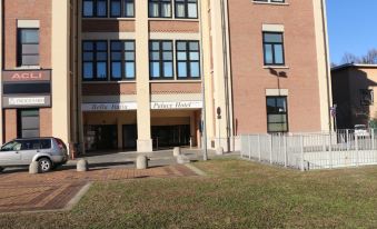 Bella Italia Palace Hotel - Housity