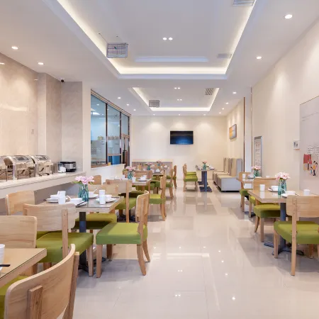 Vienna 3 Best Hotel (Baotou BaoGang)