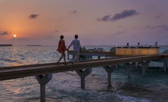 Four Seasons Resort Maldives at Landaa Giraavaru