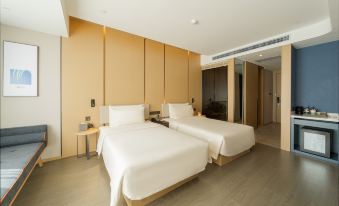 Atour Hotel(Changchun International Convention and Exhibition Center Ecological Plaza)