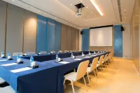 Holiday Inn Express Hotels in Qinglong