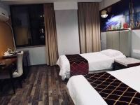奇点酒店公寓(上海外滩店) - 商务双床间
