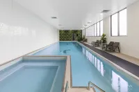 Meriton Suites Sydney Airport - romantici