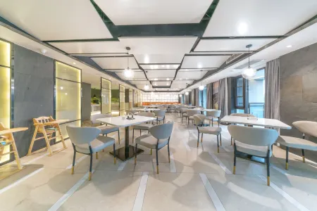 Atour Hotel Yongchuan Hi-Speed Railway Station Xinglong Lake Chongqing Отели рядом с достопримечательностью «College of Science and Technology， Chongqing University»