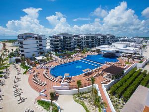 Grand Residences Riviera Cancún All Inclusive