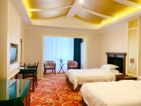 West Canyon Hot Spring Hotel