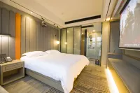Lvyue Luxury Hotel Отели рядом с достопримечательностью «Университет Нинбо (Восточный Кампанский округ)»