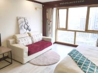 上海范和范的设计之屋酒店式公寓 - 江景大床房