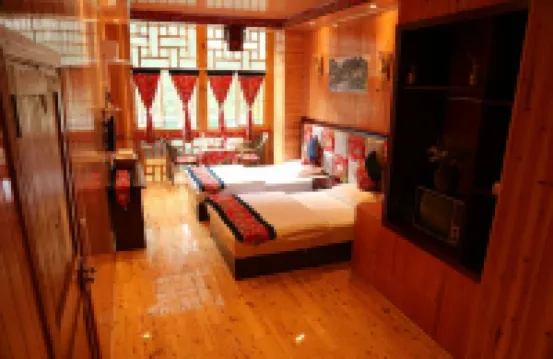 Fuyang Jubaoyufu Inn