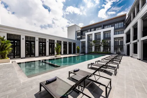 One Patio Hotel Pattaya - 4-Star