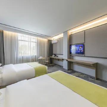 Fujiang Boutique Hotel (Longyandong Station Branch)