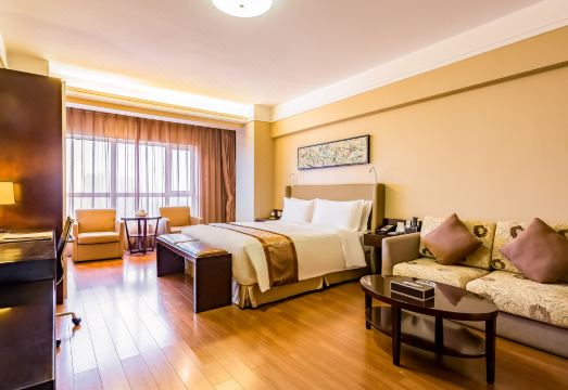 2. 진장 페닌슐라 ..