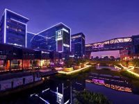 欢乐颂花园酒店(重庆江北机场回兴轻轨站店) - 酒店附近