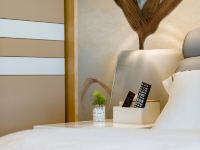 大理理享家海景服务公寓 - 日式豪华大床房