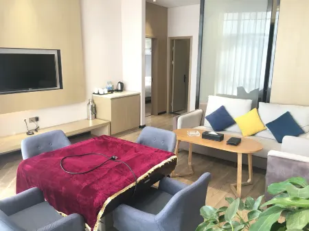 Guangshui Fugui Huakai Boutique Hotel Отели рядом с достопримечательностью «Yintaishan Park and Zoo (South Gate)»