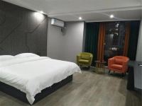 龙岩8号公寓 - 温馨豪华大床房