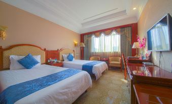 Zhisheng Hot Spring Hotel (Yi'nan Zhisheng Hot Spring Building 3)
