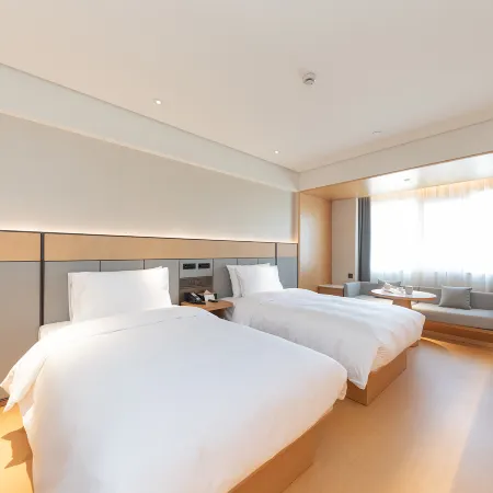 JI Hotel (Taixing Xinghuo Road Food Street)