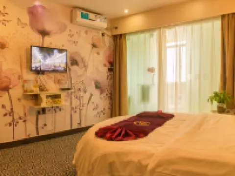 Jing Chen Holiday Hotel (Xilin Yingbin Road) Hotels in Xilin