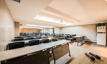 Atour Hotel (Langfang Xichang Road) - Housity