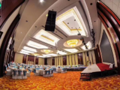 Zhongdong Latour Morgan Hotel(ZHONGDONG NEW WORLD LIVING MALL) Hoteles en Tonghua