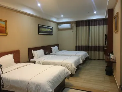 Wuchuan Xuanyi Business Hotel