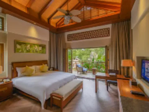 Wuzhishan Yatai Rainforest Hotel Hotels in Wuzhishan