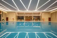 呼和浩特巨華國際大酒店 - 泳池