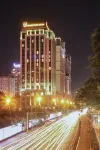 Grand Vista Hanoi Hotel di Cathedral Hoan Kiem Lake