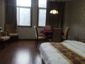 Yunyang Yunpan Hotel