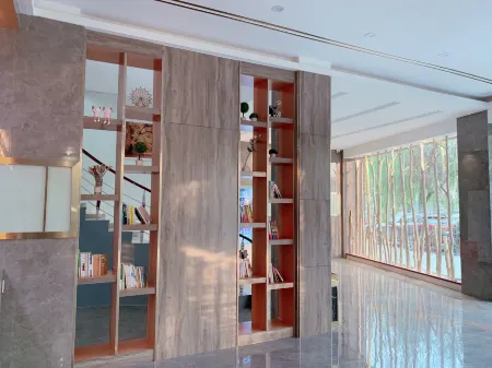 Holiday Inn Express Strasbourg Отели рядом с достопримечательностью «Fujian Zherong the First Party Team Site»